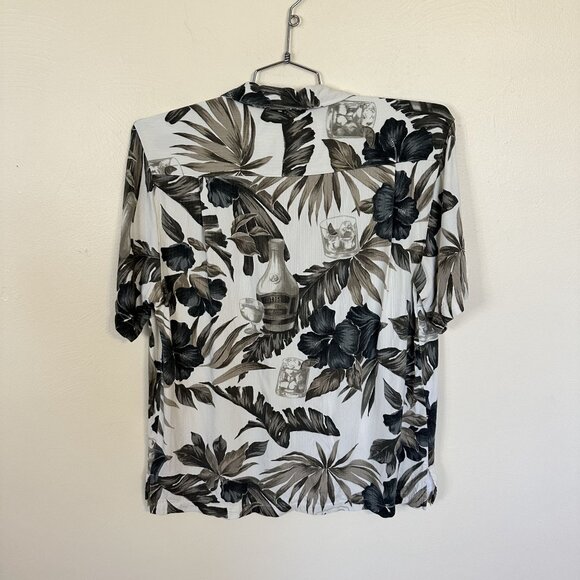 Caribbean Joe Mens Hawaiian Shirt Medium Tropical Print Button Down Rayon - Picture 3 of 4
